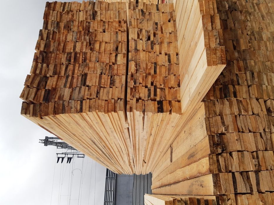 Доски обрезной и не обрезной