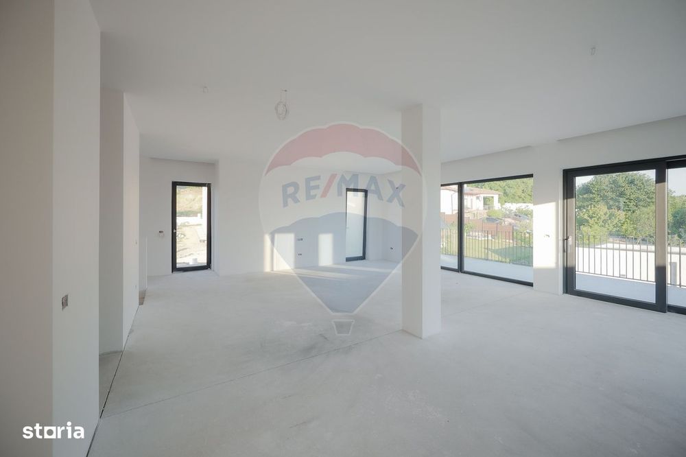 Casă nouă de vânzare Oradea - Dealuri, P+E, teren 575 mp