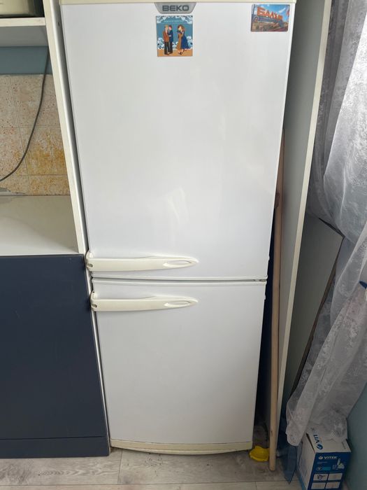 Холодильник beko