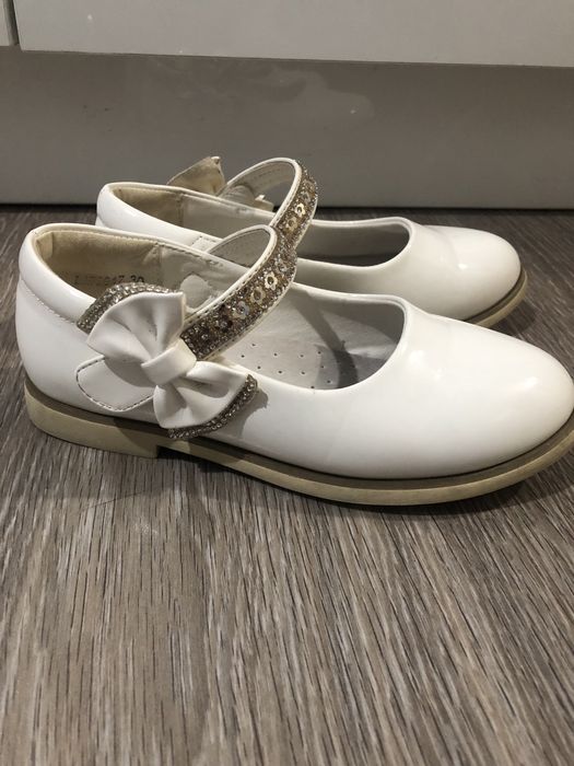 Туфли для девочки