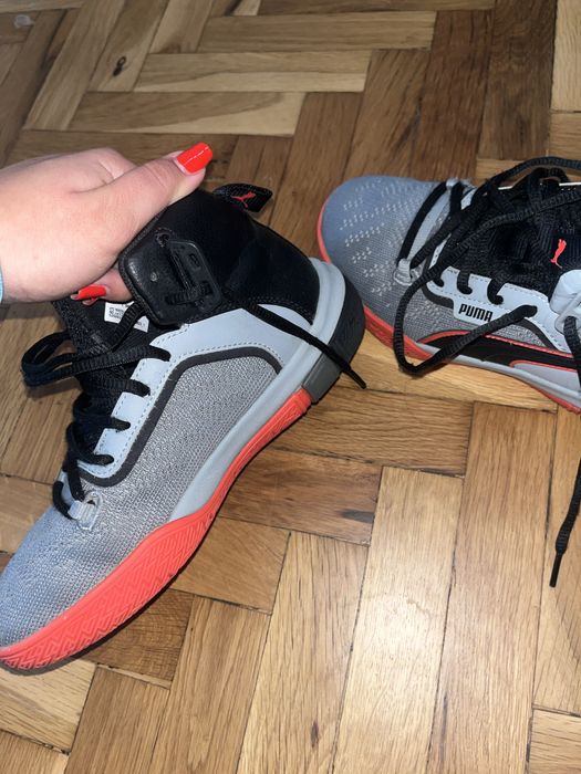 Маратонки Пума 37