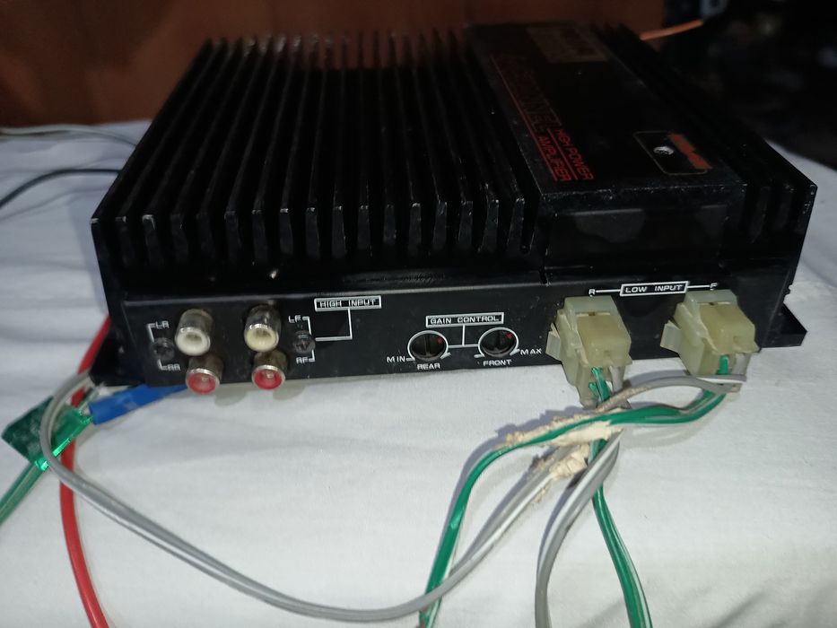 Усилитель 4 канальный