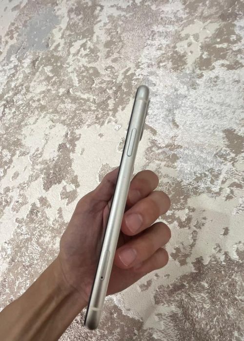 Iphone 11 в идеальном состояний