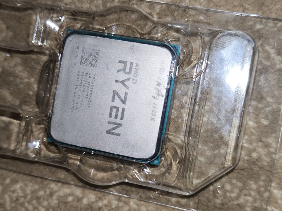 Procesor Amd Ryzen 5 2600x AM4 fara probleme