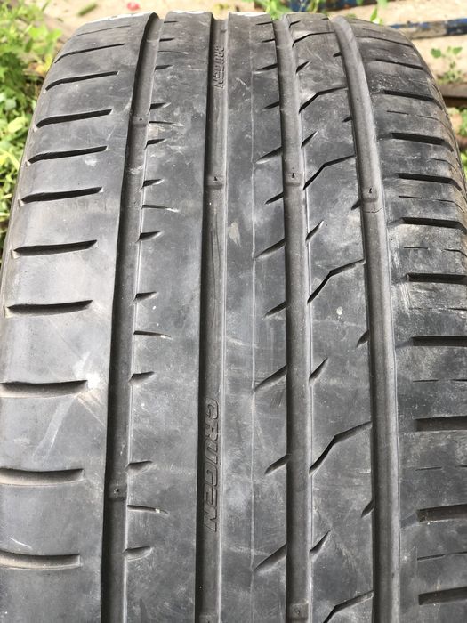 Летни гуми 235/45/19