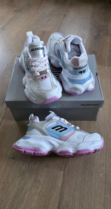 Маратонки обувки Balenciaga дамски