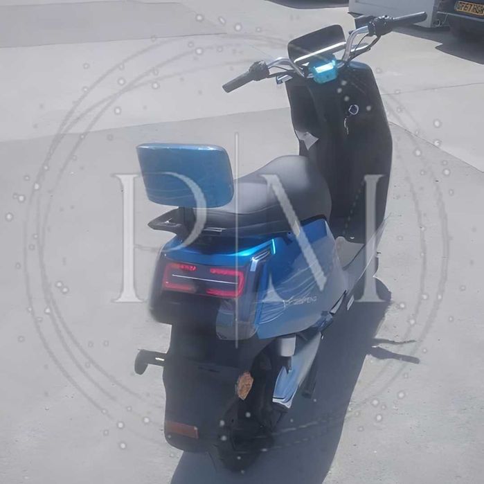 Електрически скутер 2000W / Градски мотор с документи за регистрация