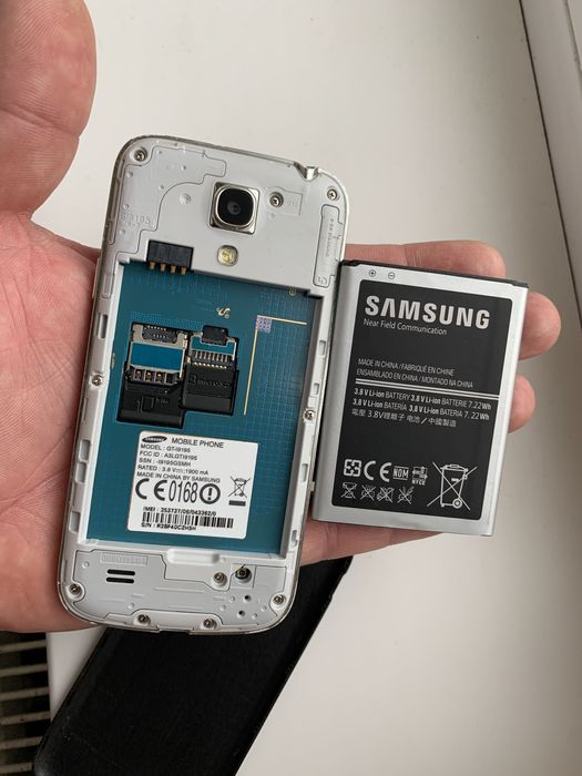 Telefon Samsung S4 mini liber orice rețea