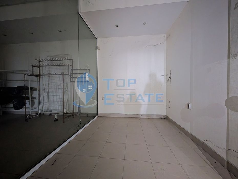 Продава се Магазин в Велико Търново, Център - 38 кв.м за 1000 €/кв.м - Снимка #3