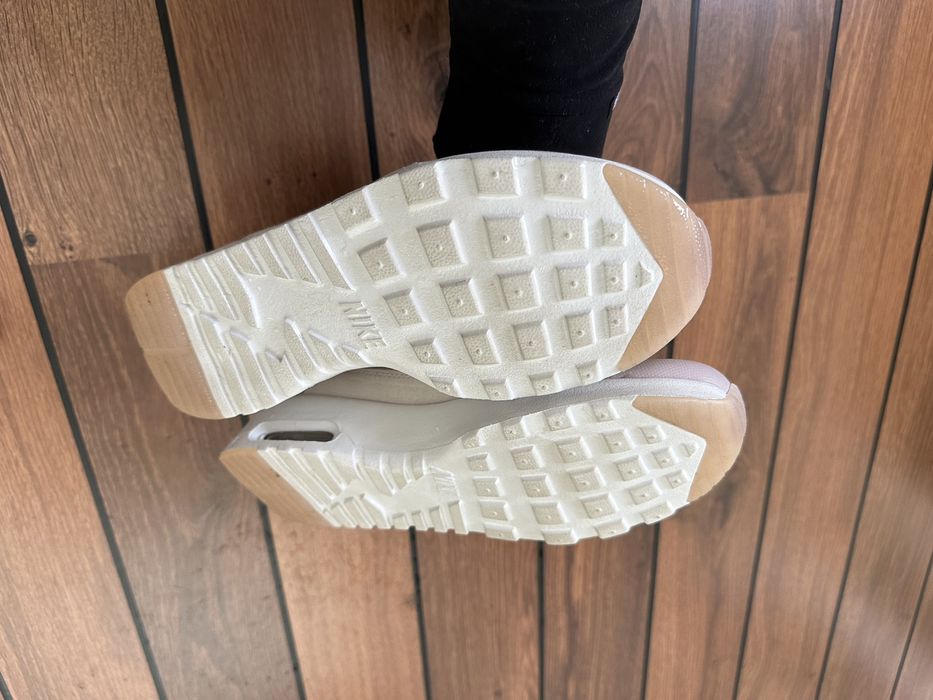 Adidasi Nike Air Thea 37