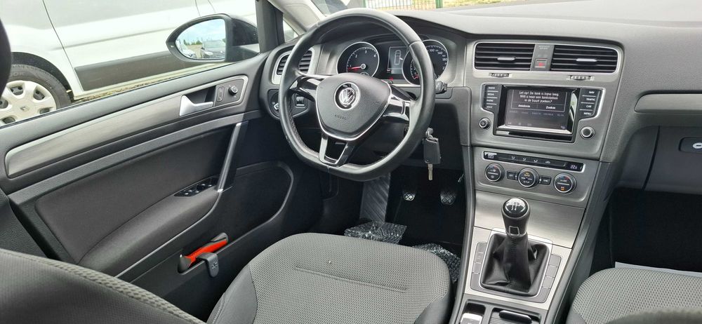 VOLKSWAGEN Golf 2015 — imagine 5