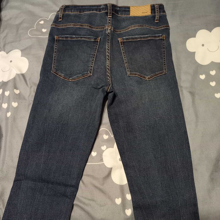 Тъмносини дънки House