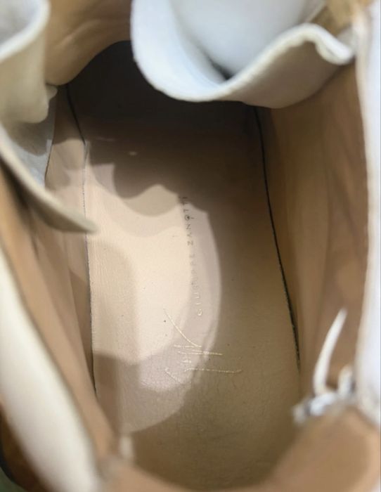Giuseppe Zanotti 44