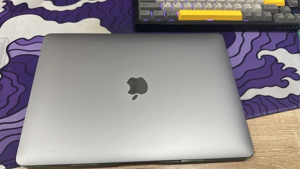 MacBook Air M1 2020г 256Gb 8Gb 13,3"