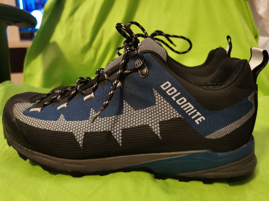 Adidasi Dolomite 44 GTX La Sportiva Mammut Salomon Hoka  Lowa  Meindl