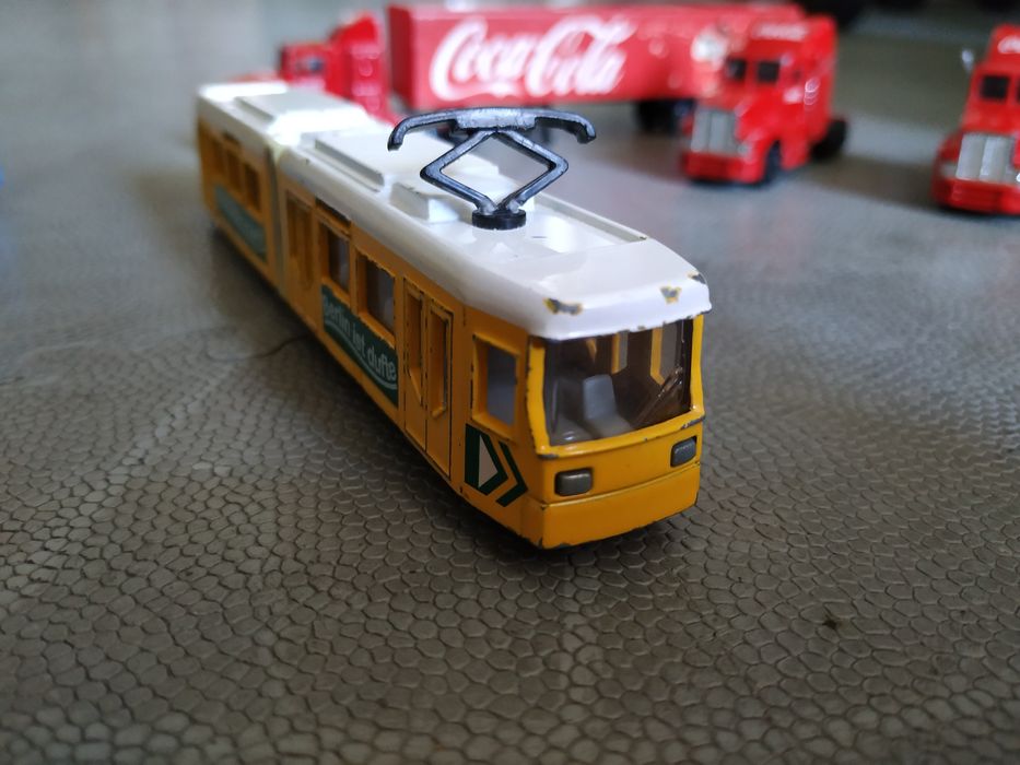 Колекционерски Трамвай, камиони на Кока Кола, влекачи Мерцедес и Ман