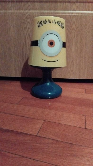 Lantrenă Minion de veghe