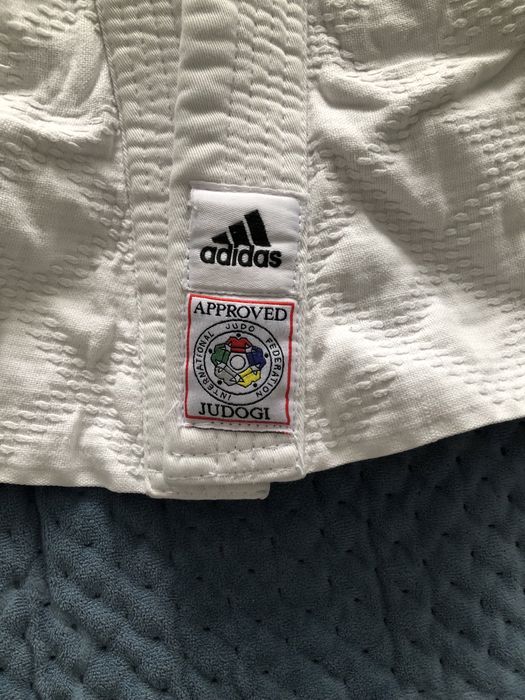 Кимоно Adidas для дзюдо