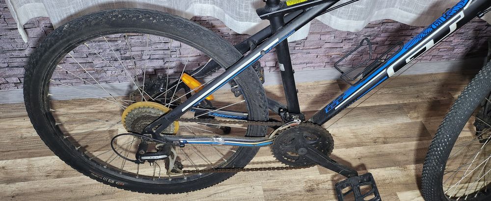 Колело GT с хидравлични спирачки