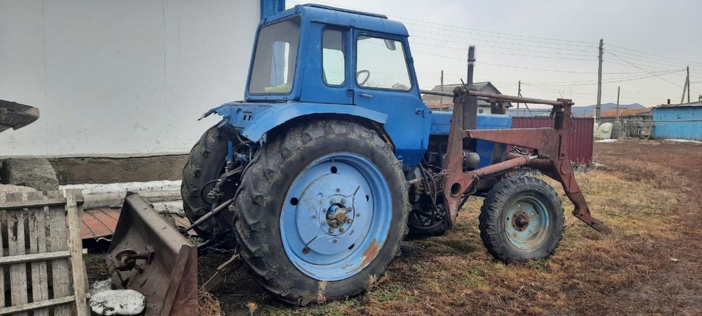 Продам трактор в комплекте