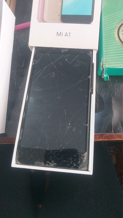 Продам телефоны на разбор