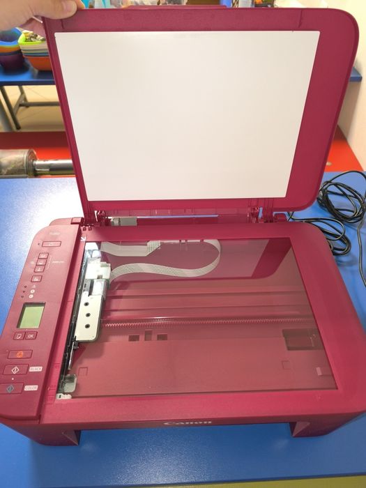 Принтер Cannon-червен