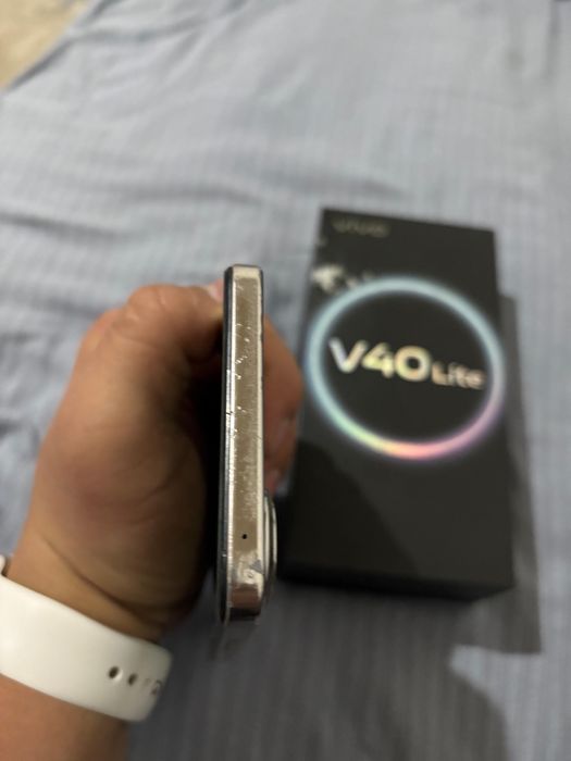 Vivo 40Lite 256гб память
