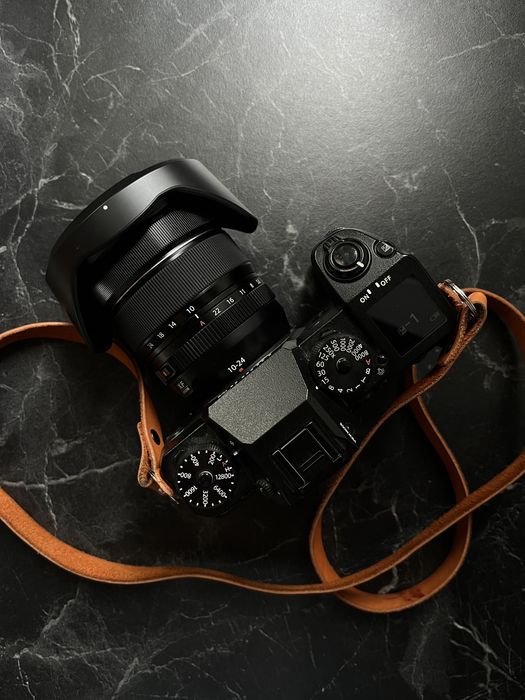 Продам камеру Fujifilm X-H1