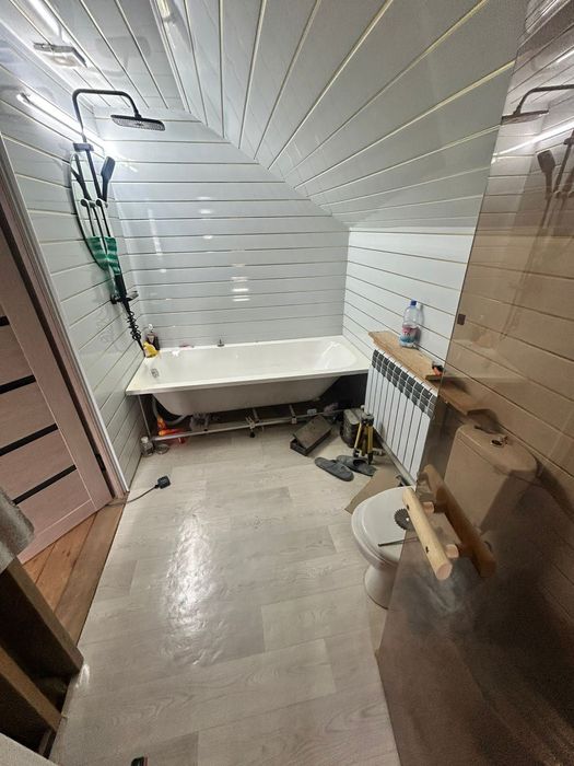 Срочно продам    2 дома хорошее расположение