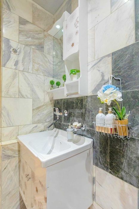 Дава се под наем Двустаен апартамент в София, Зона Б-18 - 80 кв.м за 750 € - Снимка #12