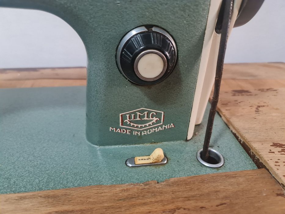 Vind mașina de cusut Ileana