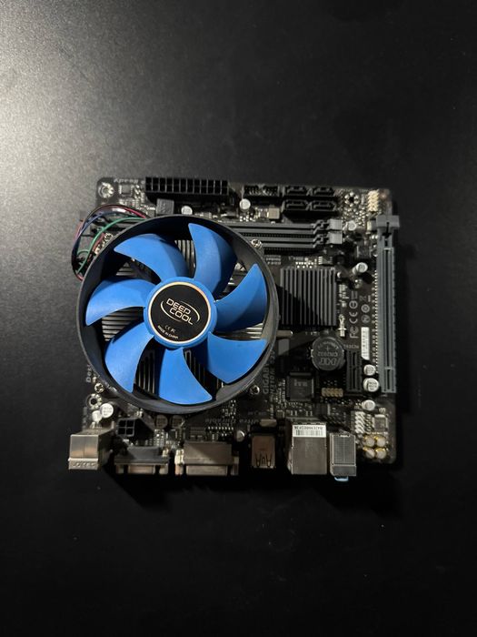 Gigabyte H310m s2v + i5-9400F