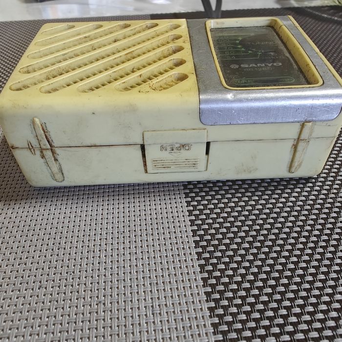 Radio receptor sanyo Rp 1280