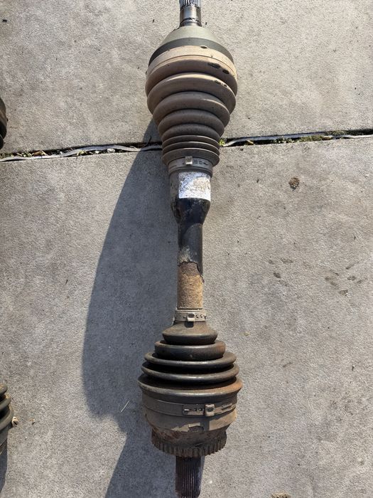 Полуоски Volvo XC90 2.4 D5 163кс