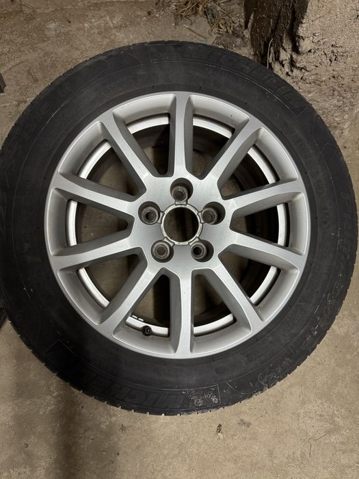 Jante Audi B8,5 originale ET 45  7,5 *16 H2