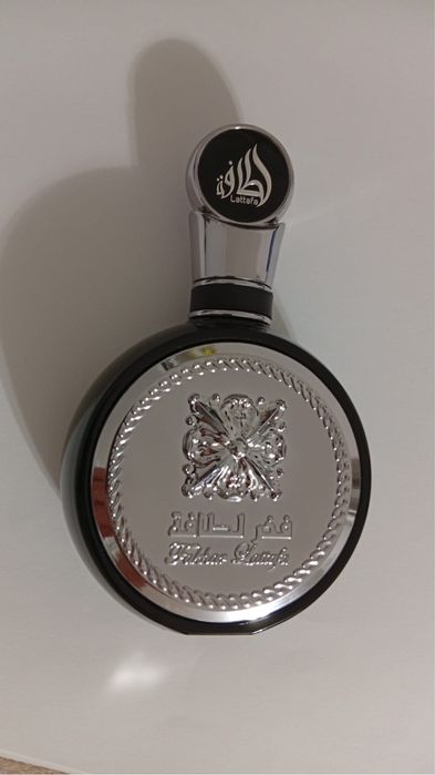 Parfum lattafa fackhar black