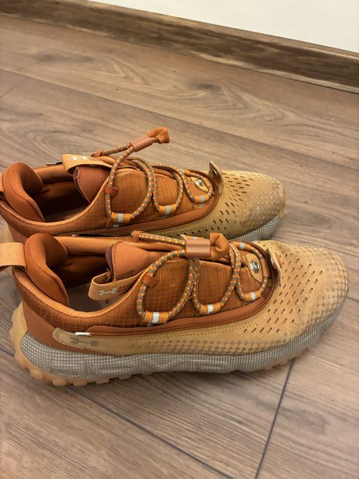 Adidasi under armour