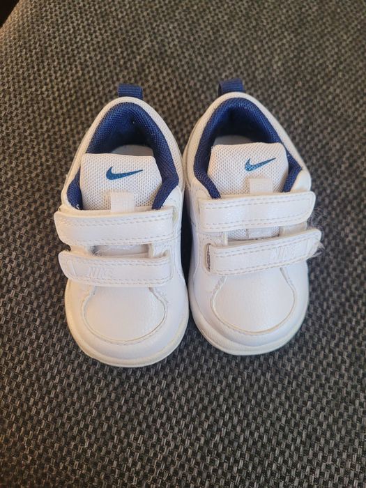 Adidasi nike copii