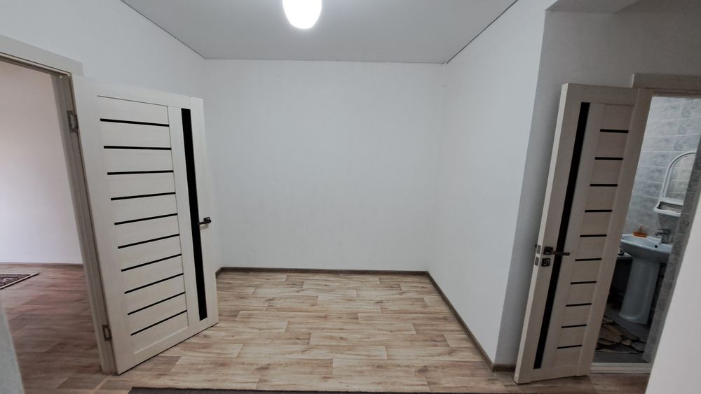 Сдам 3 ком квартиру  на дл срок.