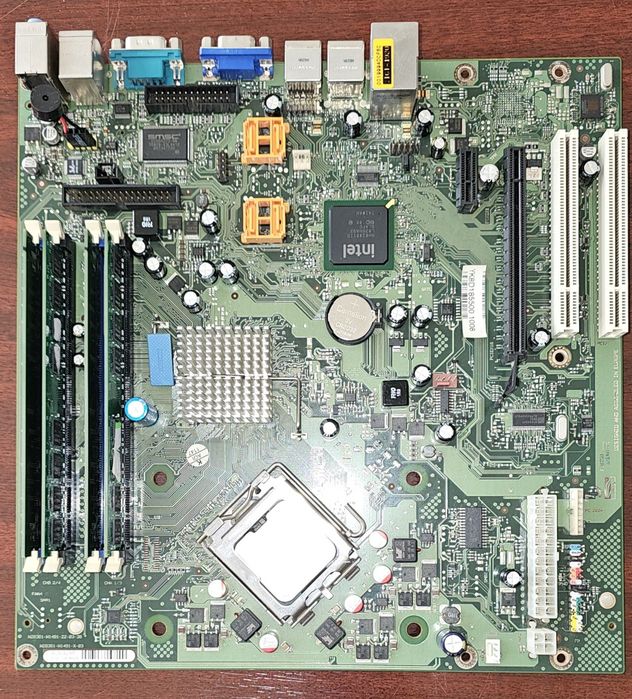 Placă de bază Fujitsu D2584-A12 GS3+Core2Duo E7200 2,53 MHz+4 GB DDR2