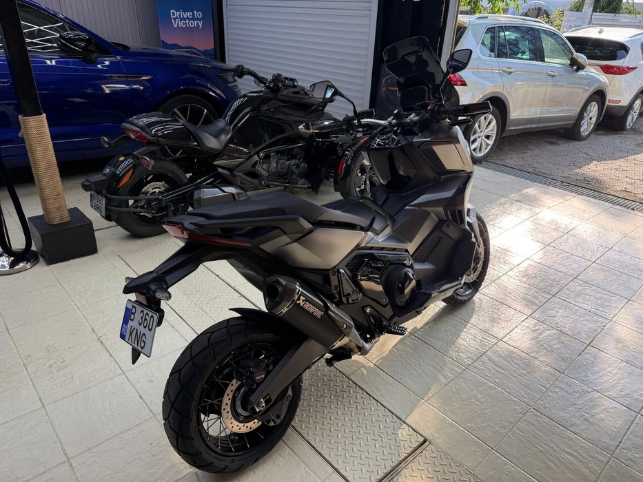 Honda X-Adv 750cc