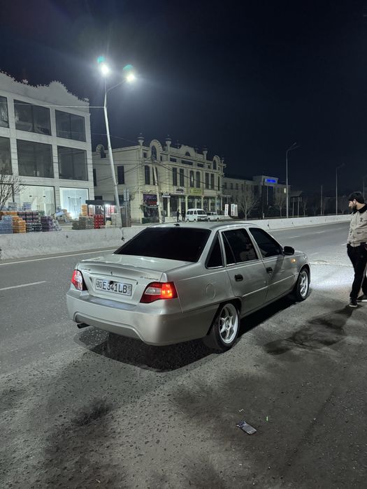 Neksiya 1.6 sotiladi