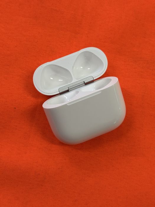Кейс Airpods 4 оригинал