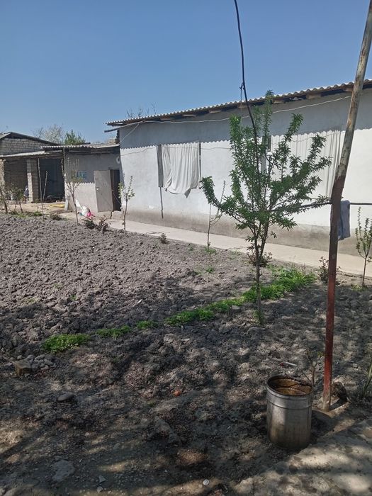 Уй ер сотилади 7 сотих