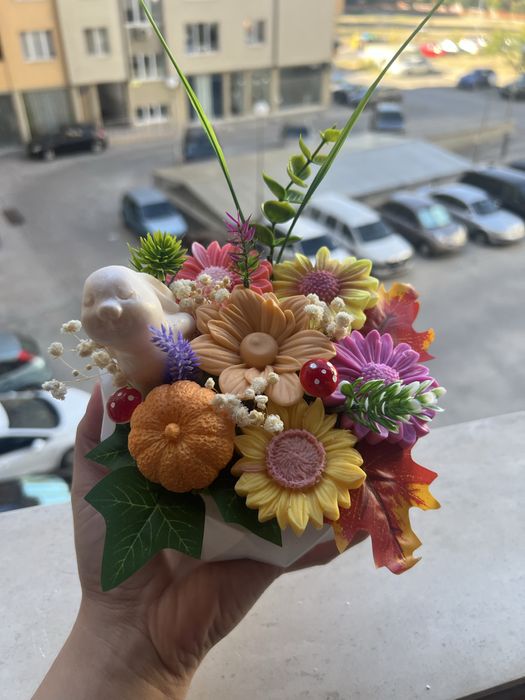 Цветя и аранжировки от ароматен сапун