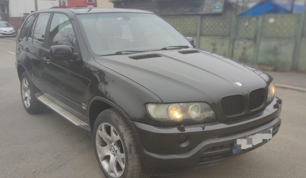 Vand/Schimb  BMW X5 E53
BMW X5
MOTOR:3000 DIESEL 
Acte Valabile+Fiscal