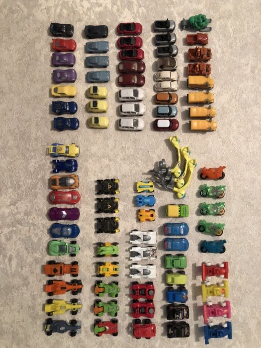 Kinder igrushki prodam