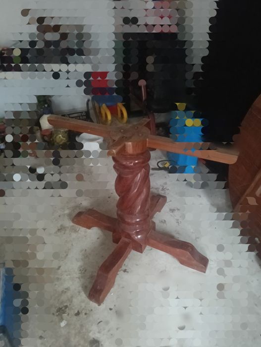 Vând set masa cu 6 scaune lemn masiv