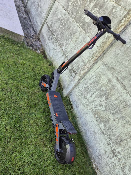 Trotineta electrica kukirin g2,aproape noua, cu garantie 3 ani