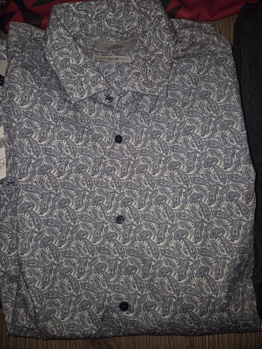 Tricouri/Cămăși/Blugi/Pantaloni/ Încălțări